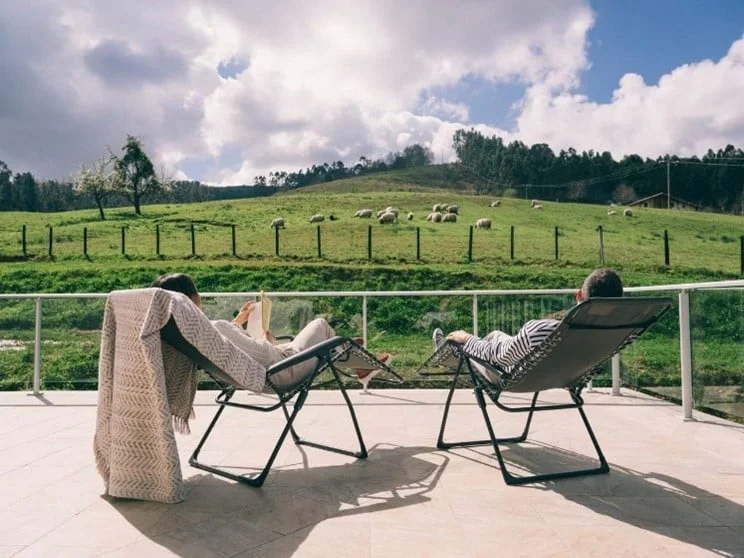 PRESENTAMOS EL PRIMER INFORME DEL TURISTA CON VALORES SOSTENIBLES EN ESPAÑA 2023